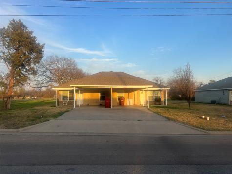1612-1614 Albert Broadfoot Street Bonham TX 75418
