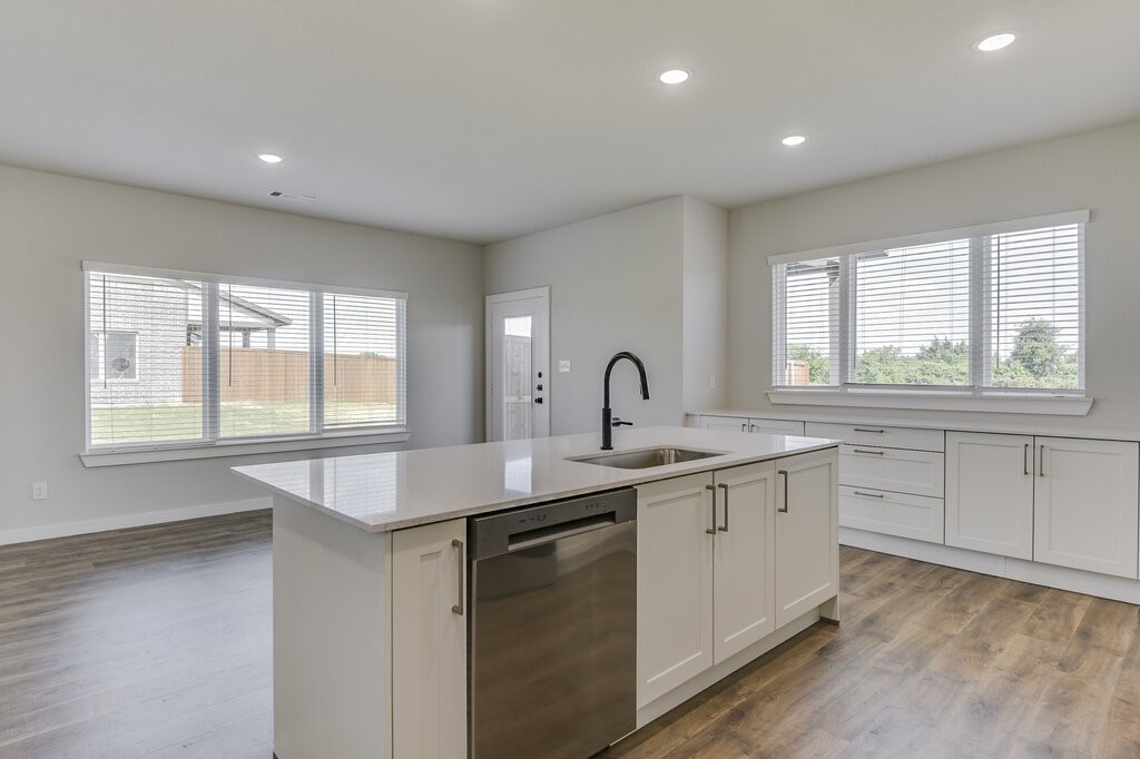 4405-4407-4409 Clovis Court Midlothian TX 76065