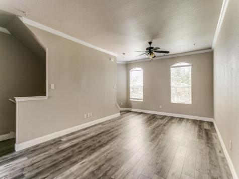 391 E Main Street Lewisville TX 75057