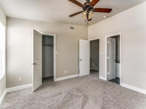 391 E Main Street Lewisville TX 75057