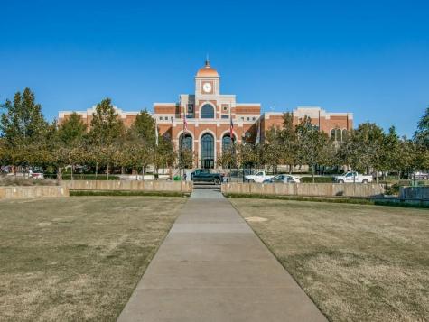 391 E Main Street Lewisville TX 75057