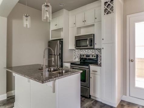 391 E Main Street Lewisville TX 75057