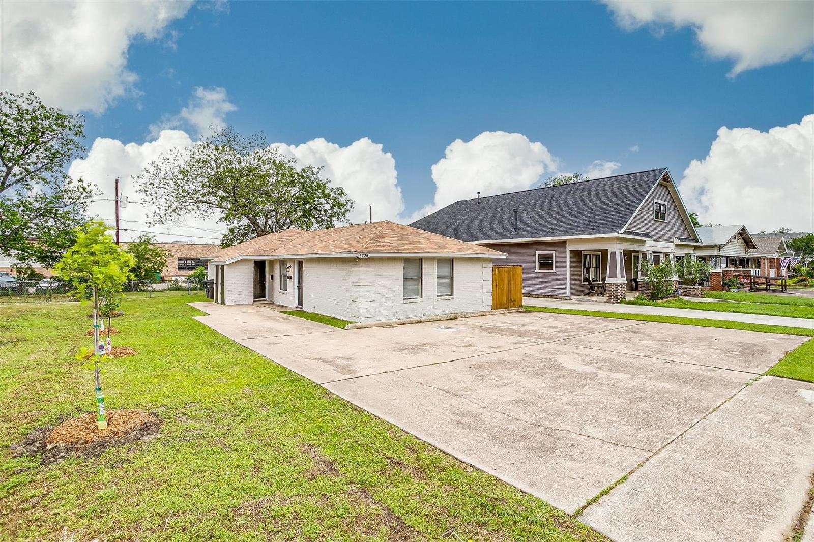 2230 Washington Avenue Fort Worth TX 76110