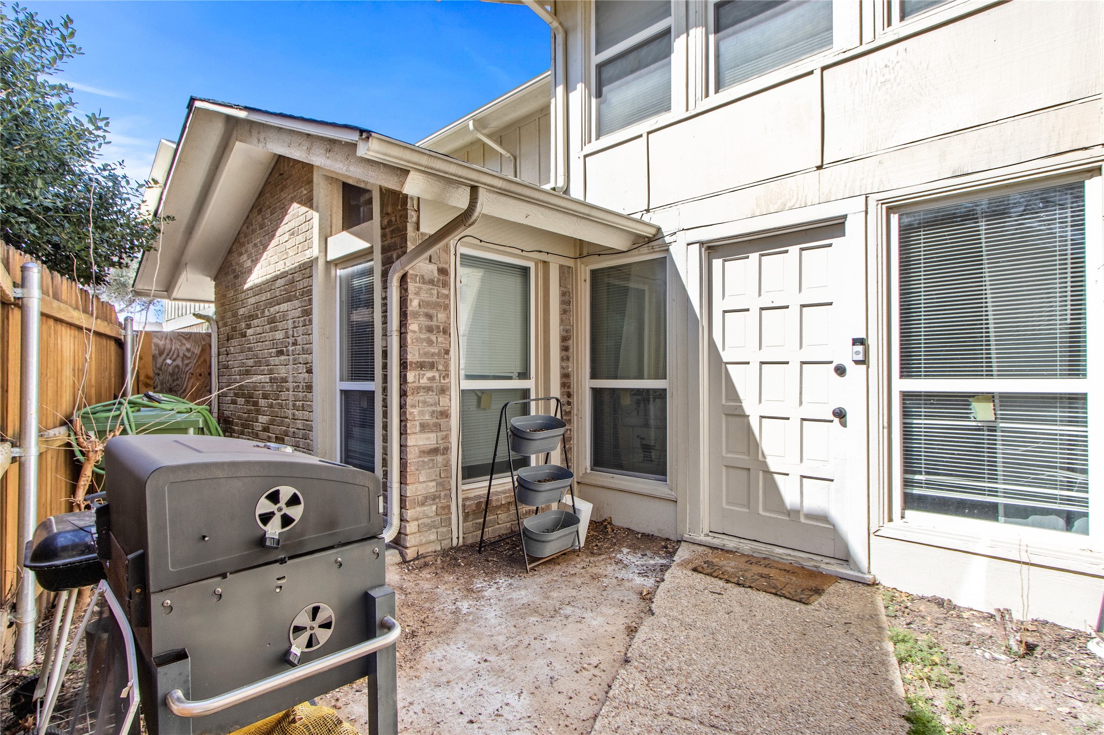 2200 Seville Court Dalworthington Gardens TX 76013