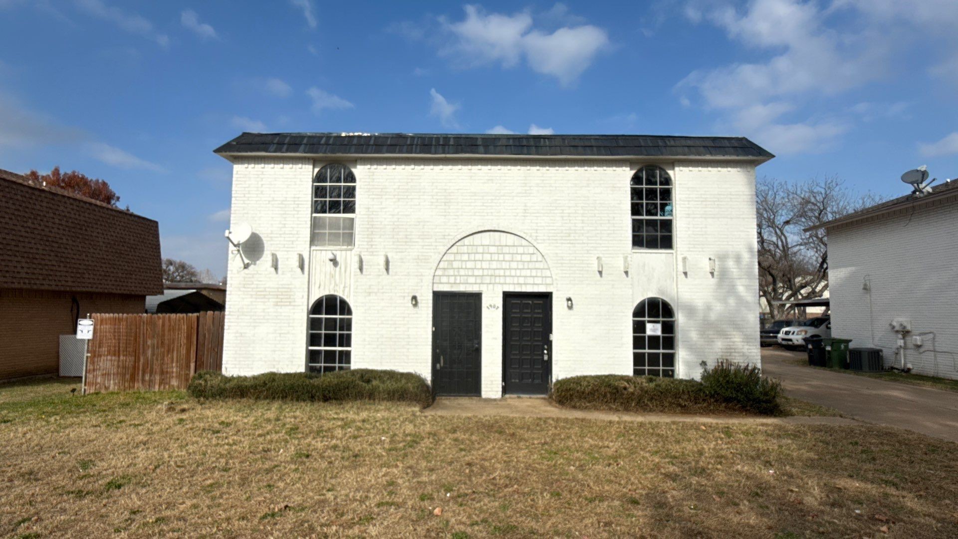 1907 Nolen Court Arlington TX 76012