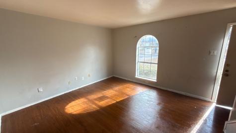 1907 Nolen Court Arlington TX 76012