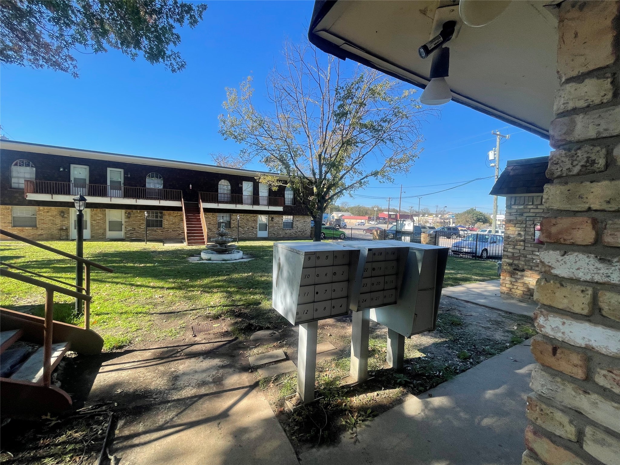106 E Josephine Avenue Weatherford TX 76086