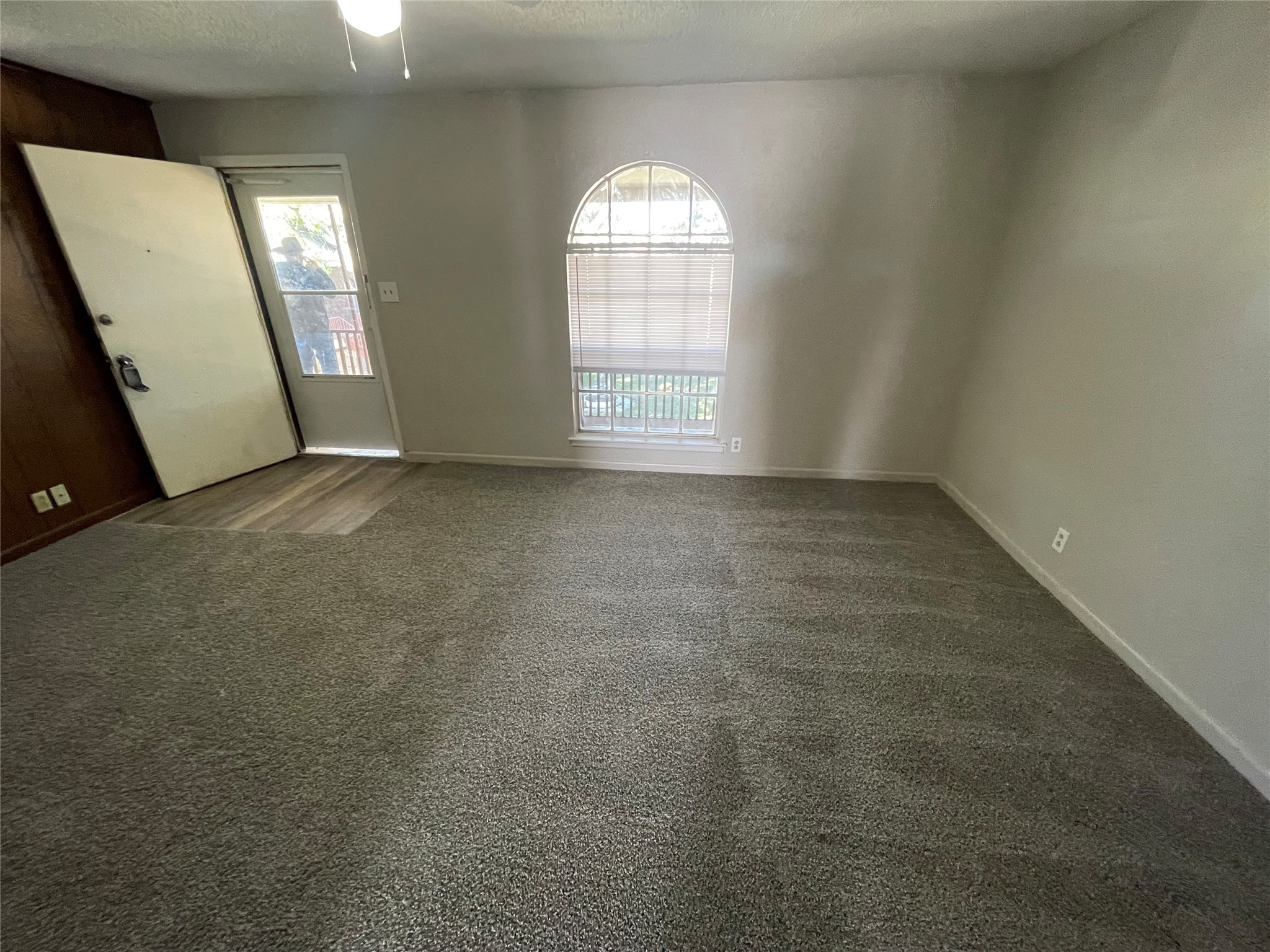 106 E Josephine Avenue Weatherford TX 76086