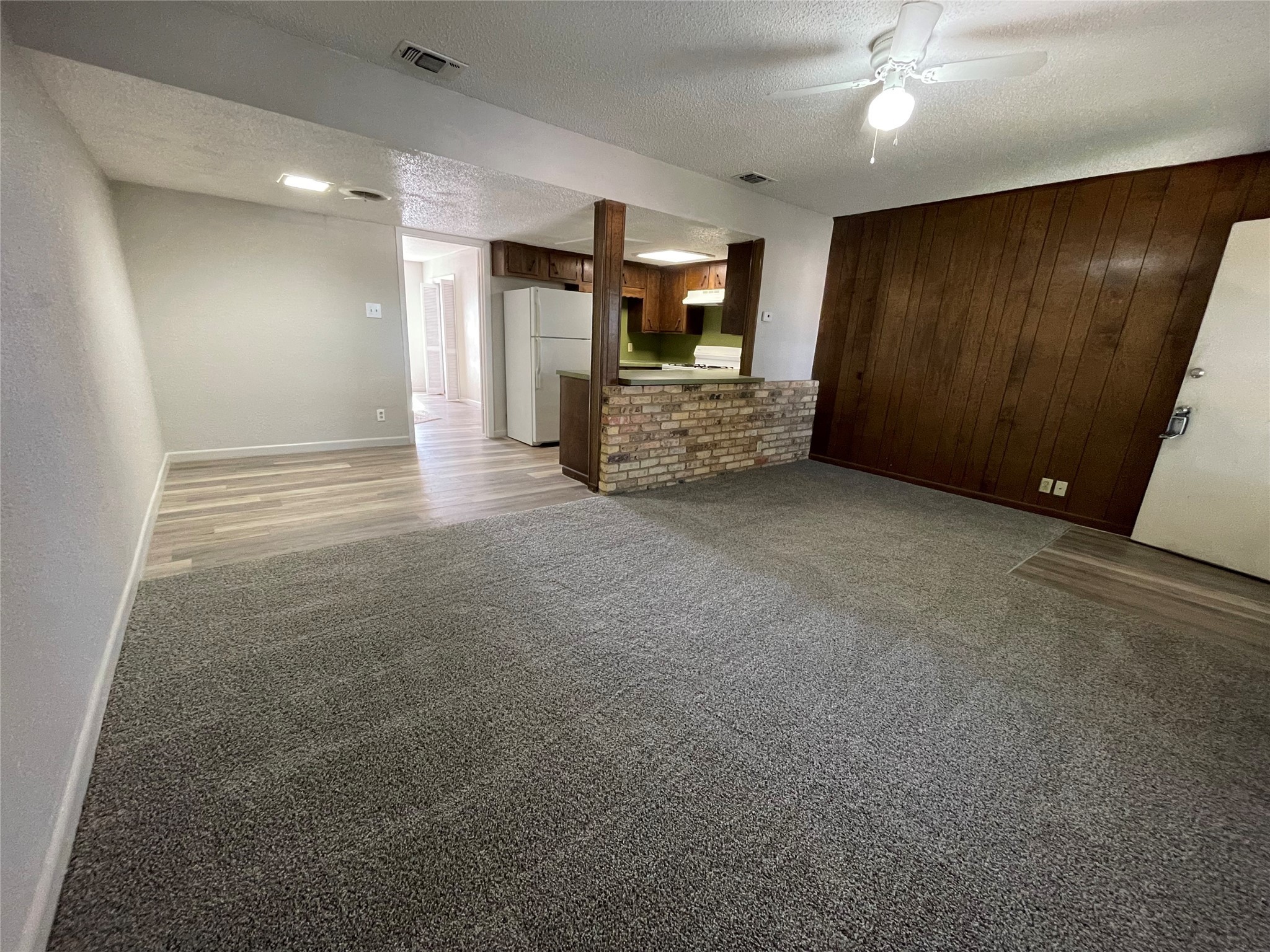 106 E Josephine Avenue Weatherford TX 76086