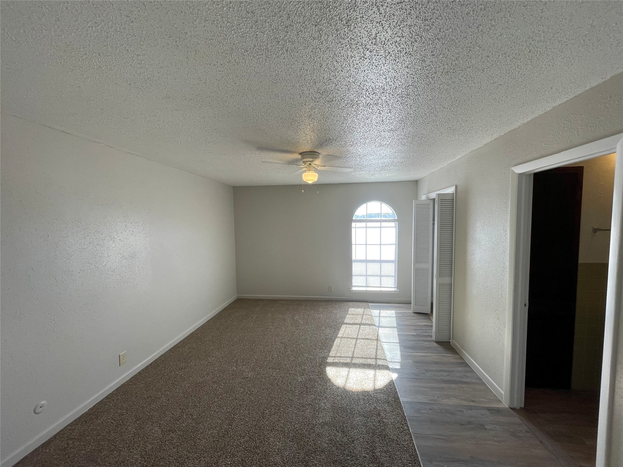 106 E Josephine Avenue Weatherford TX 76086