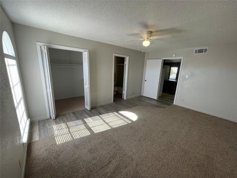 106 E Josephine Avenue Weatherford TX 76086