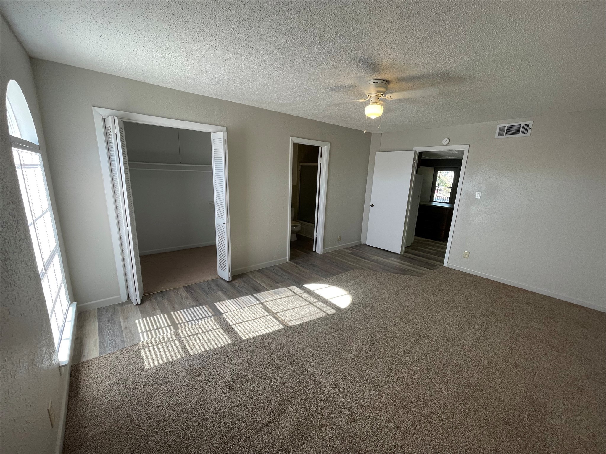 106 E Josephine Avenue Weatherford TX 76086