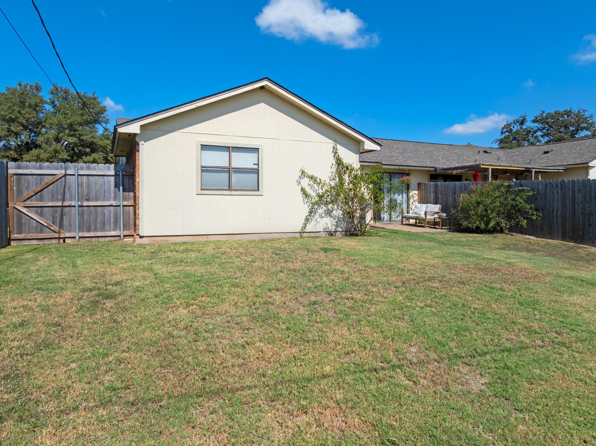 412 / 414 Bond Street Hillsboro TX 76645