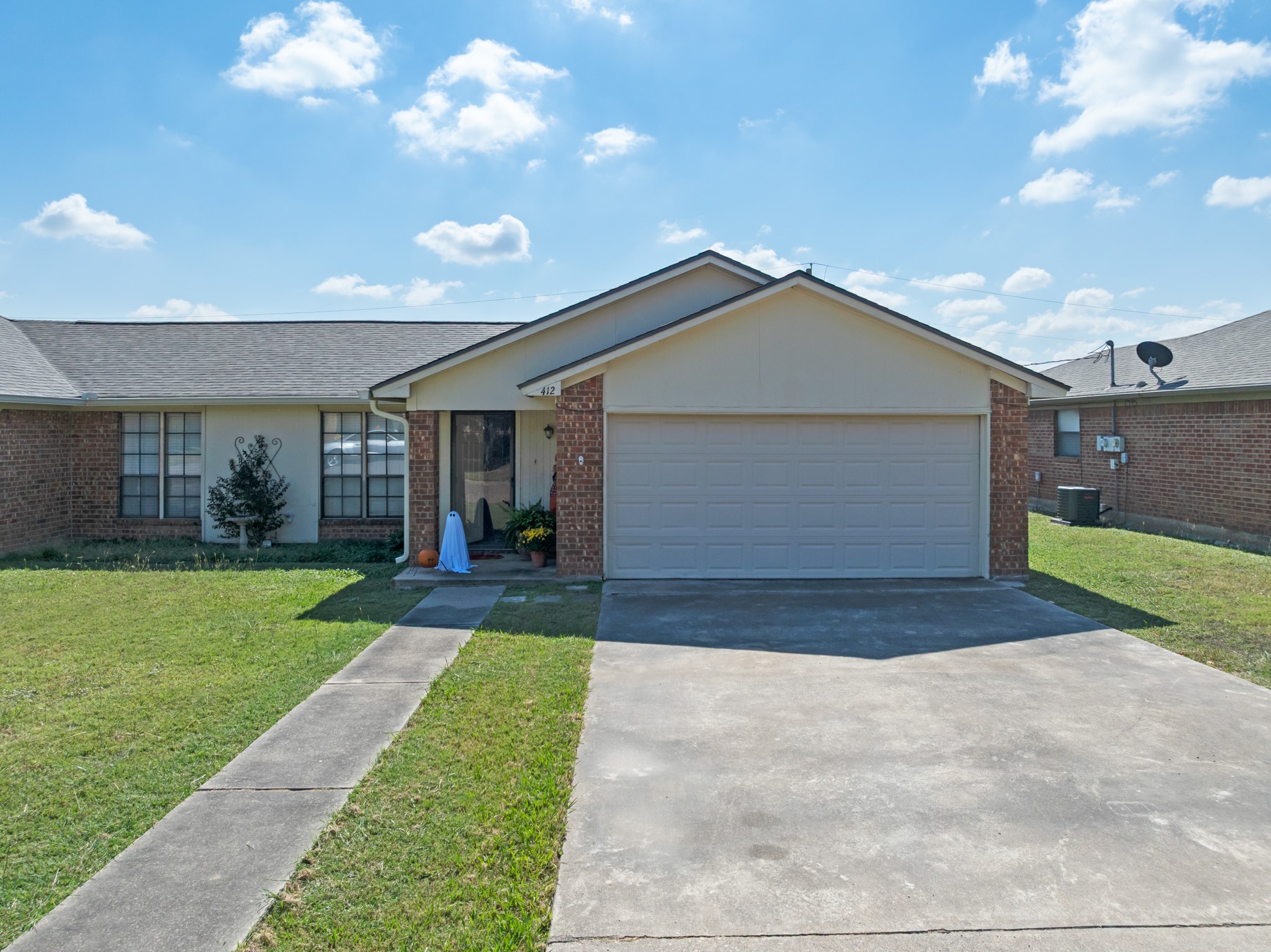 412 / 414 Bond Street Hillsboro TX 76645