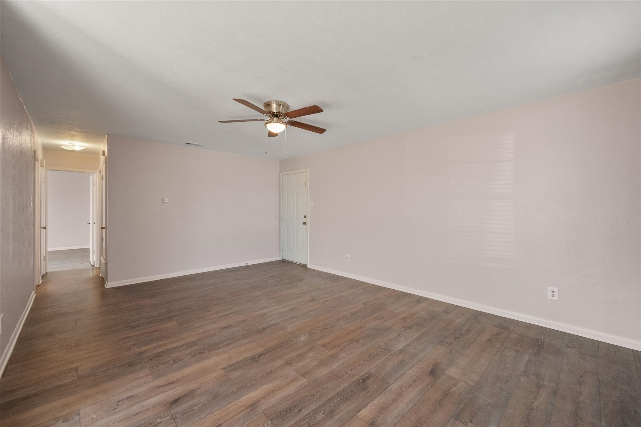 700 W 3rd Avenue Corsicana TX 75110