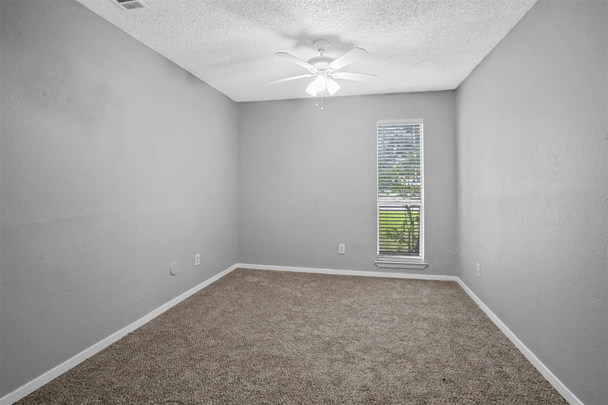2156 Fleur De Lis Court Arlington TX 76012