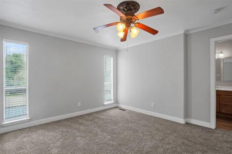2156 Fleur De Lis Court Arlington TX 76012