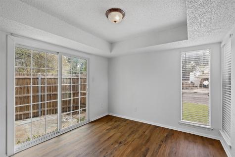 2156 Fleur De Lis Court Arlington TX 76012