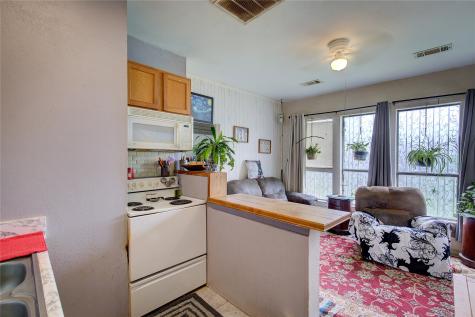 1118 Clinton Street Garland TX 75040