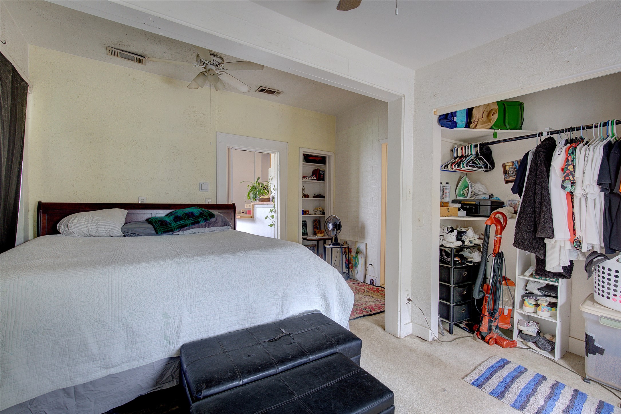 1118 Clinton Street Garland TX 75040