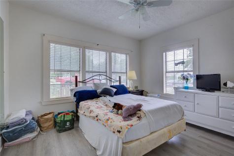 1118 Clinton Street Garland TX 75040
