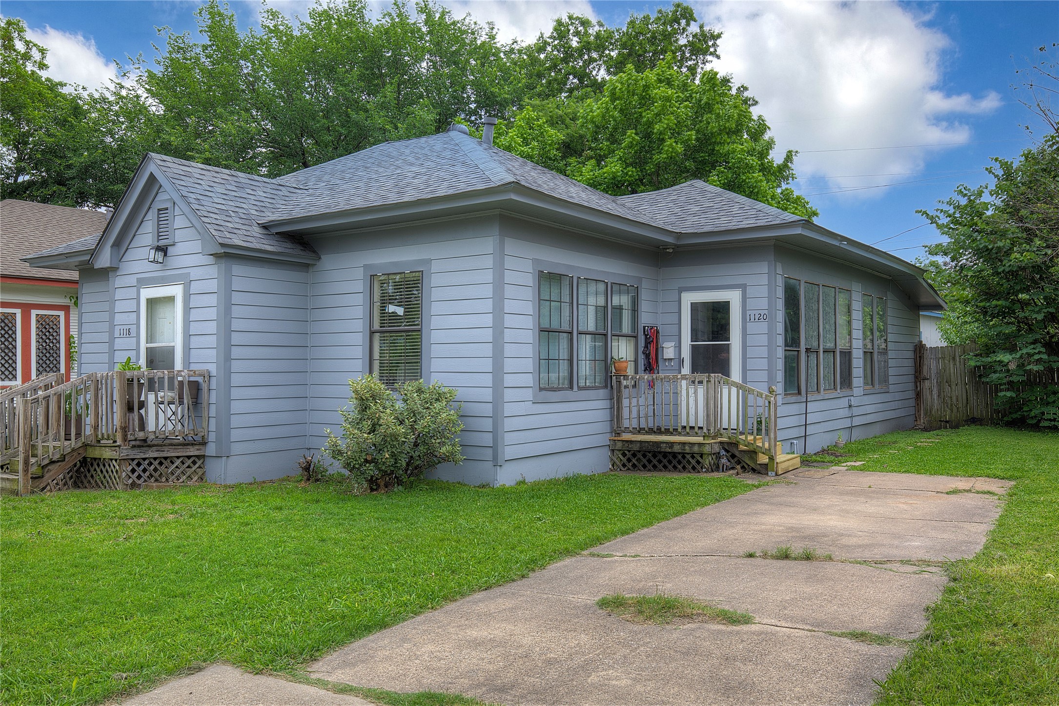 1118 Clinton Street Garland TX 75040