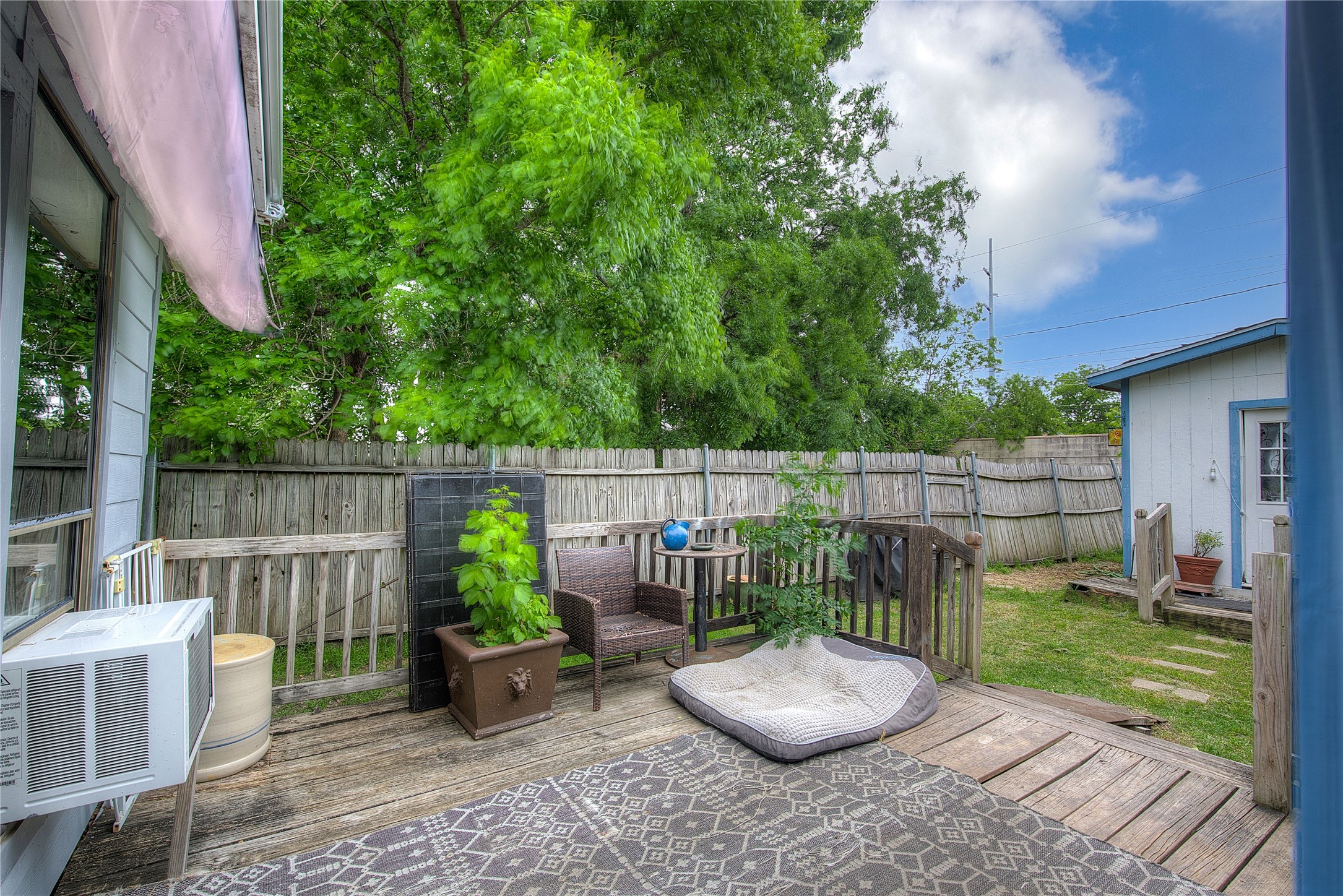 1118 Clinton Street Garland TX 75040