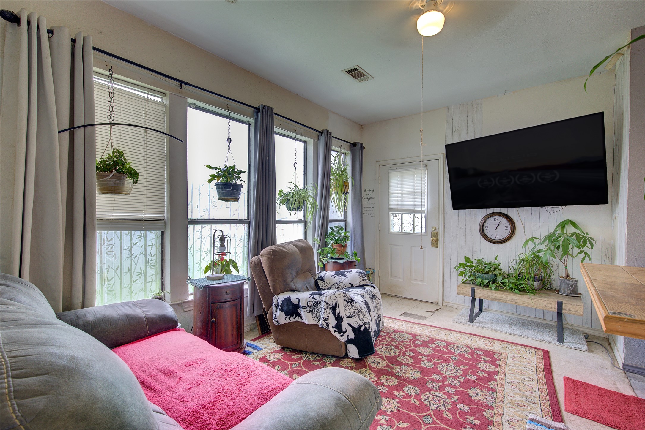 1118 Clinton Street Garland TX 75040