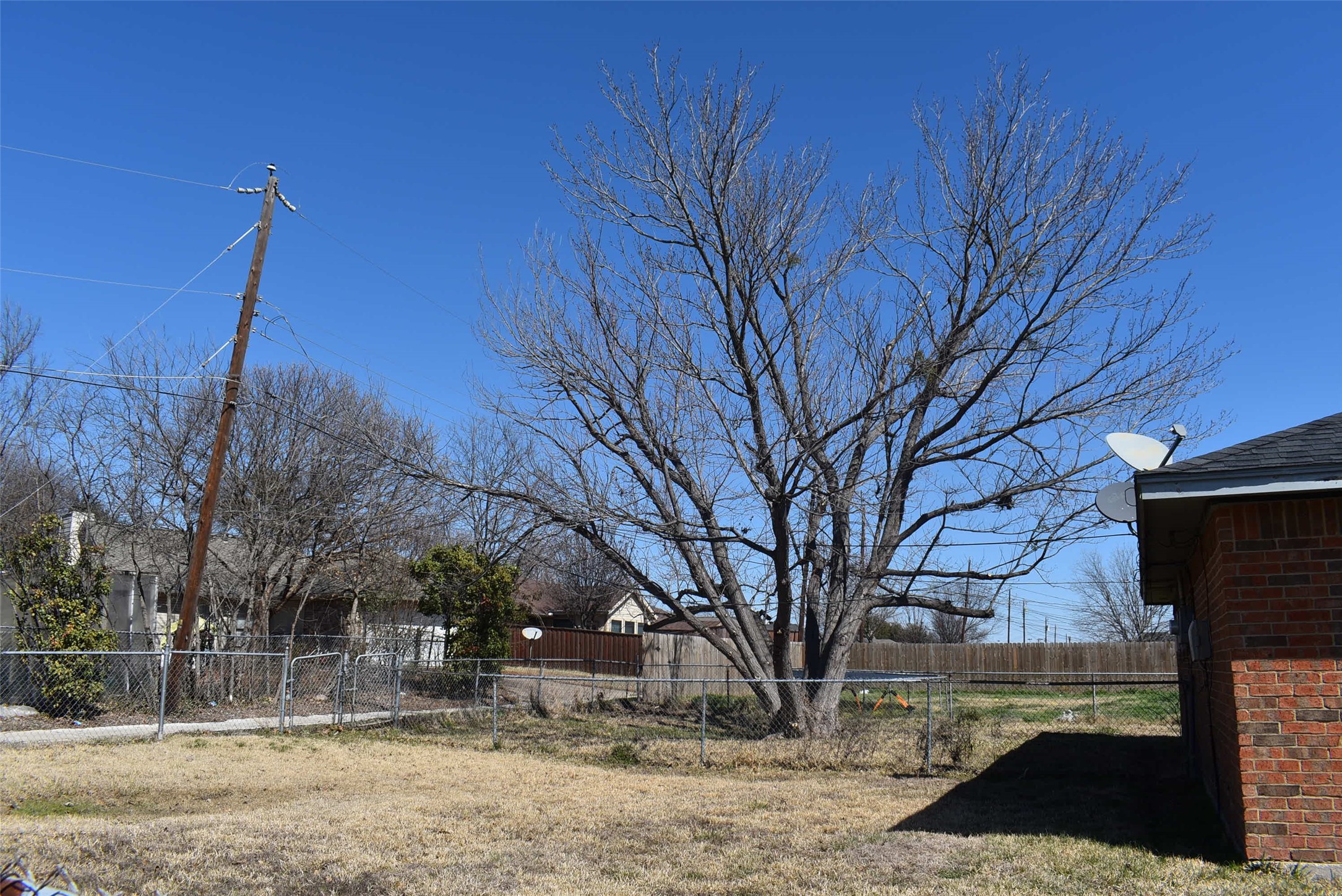 3903/3901 William Street Sachse TX 75048