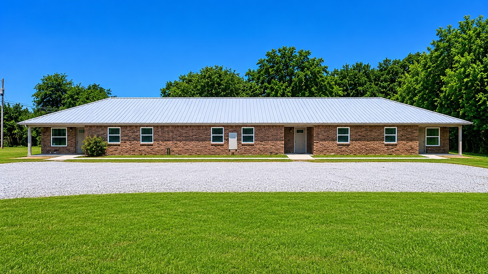 412 W Franklin Street Alvord TX 76225