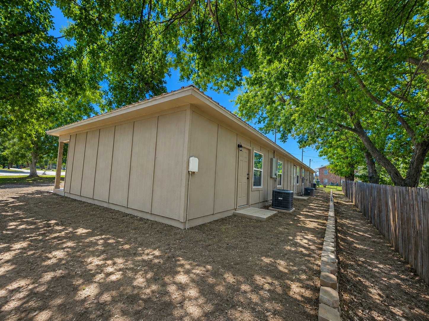 412 W Franklin Street Alvord TX 76225