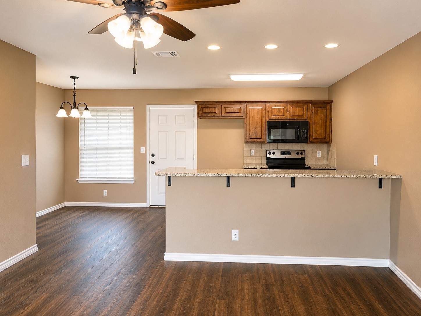 412 W Franklin Street Alvord TX 76225