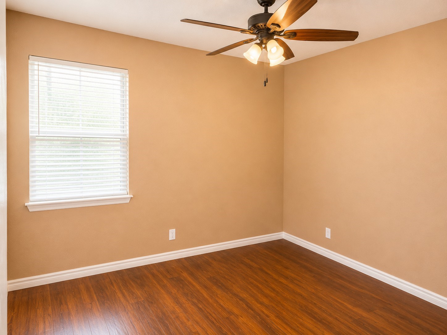 412 W Franklin Street Alvord TX 76225