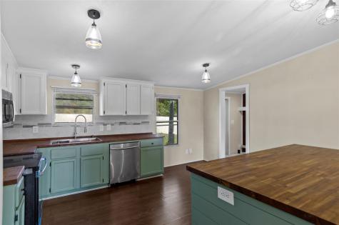 401 Barker Street Bowie TX 76230