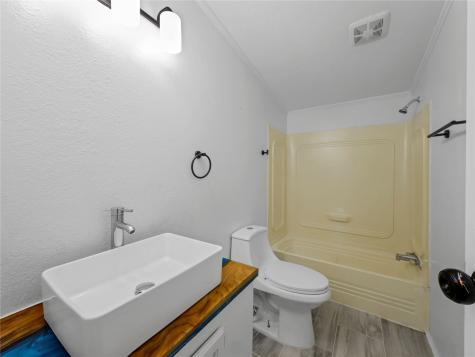 401 Barker Street Bowie TX 76230