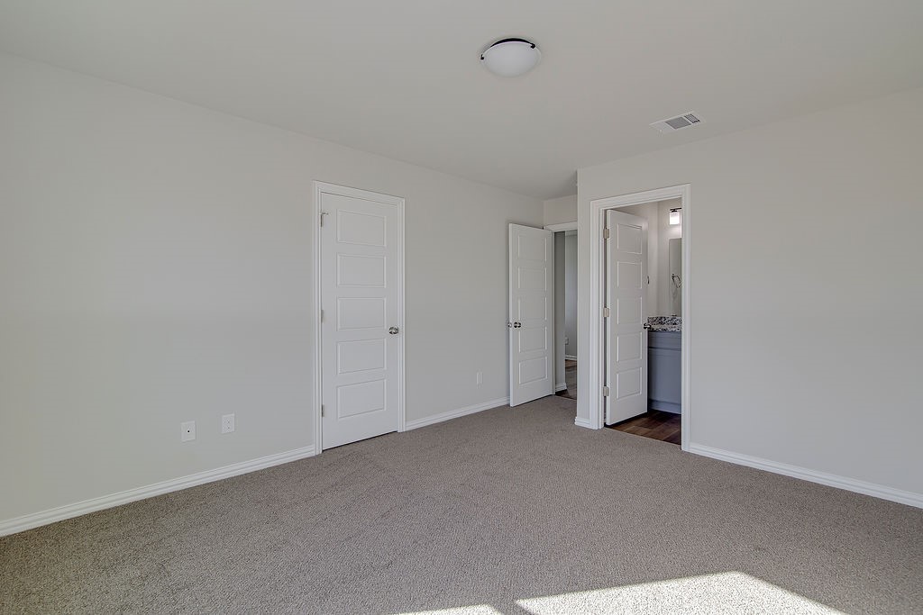 333 N Field Street Burleson TX 76028