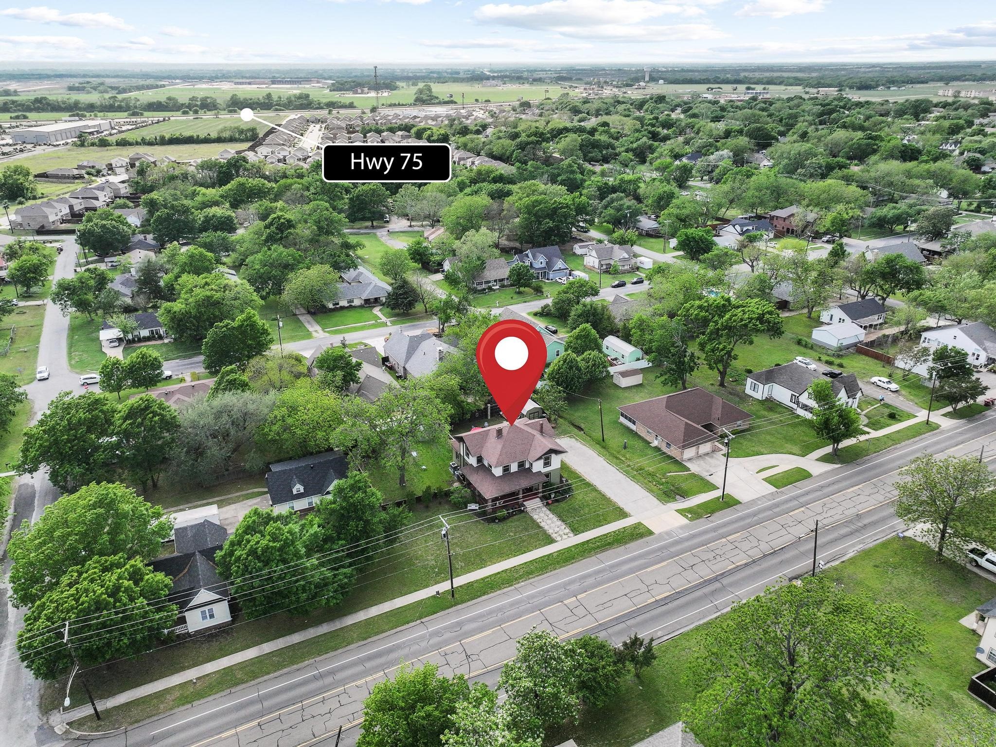 530 S Waco Street Van Alstyne TX 75495