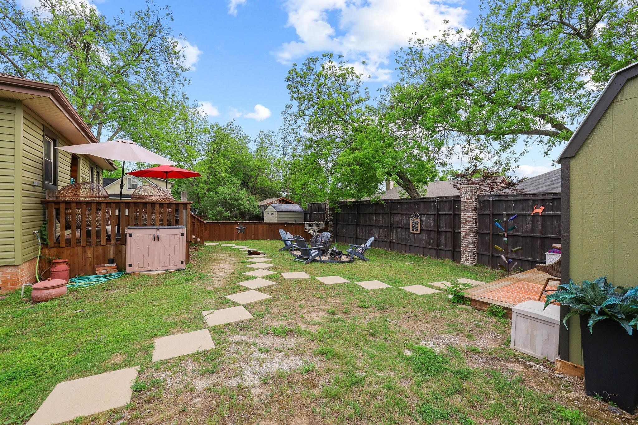 530 S Waco Street Van Alstyne TX 75495