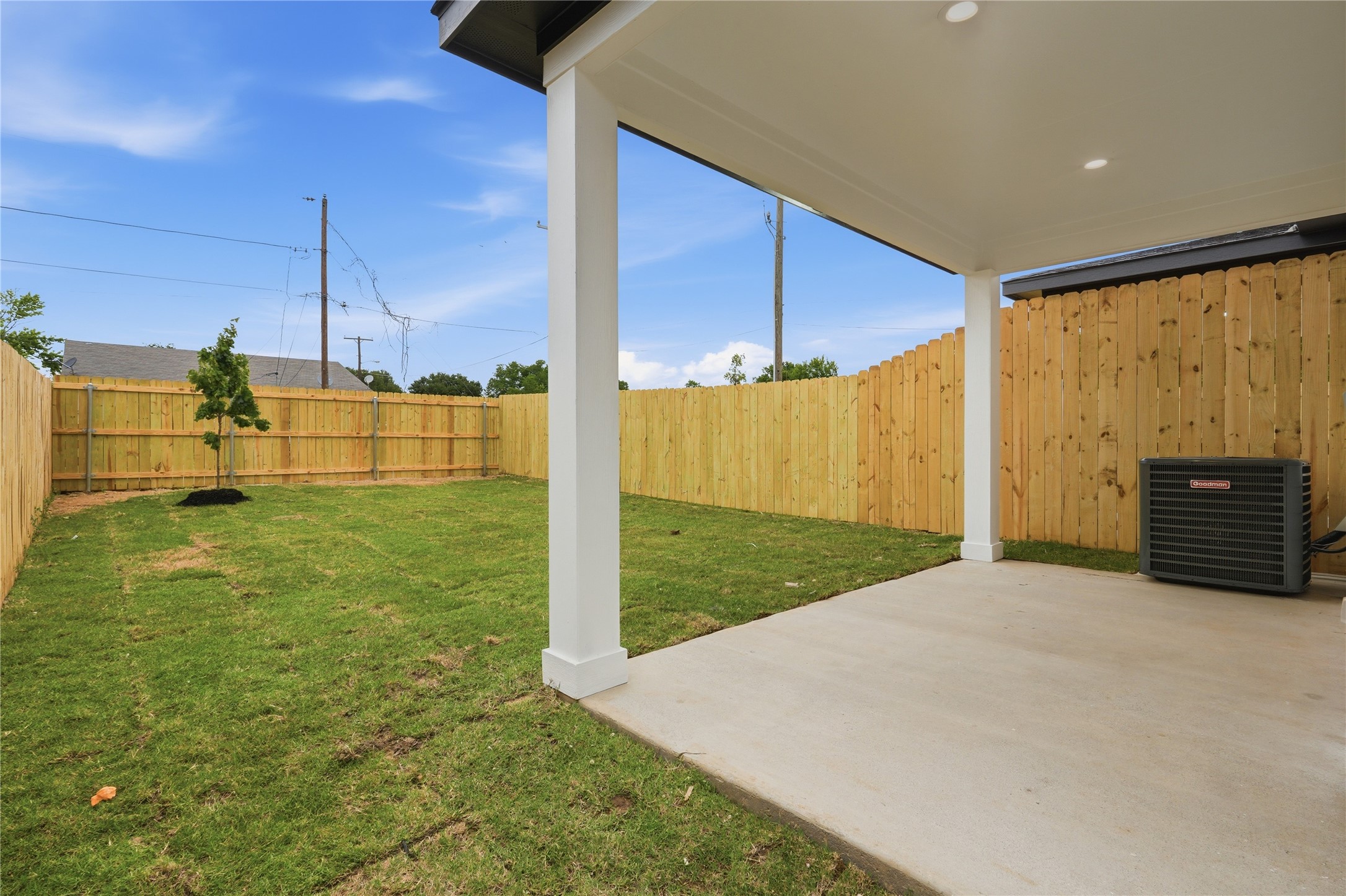 3193 & 3195 Stag Road Dallas TX 75241
