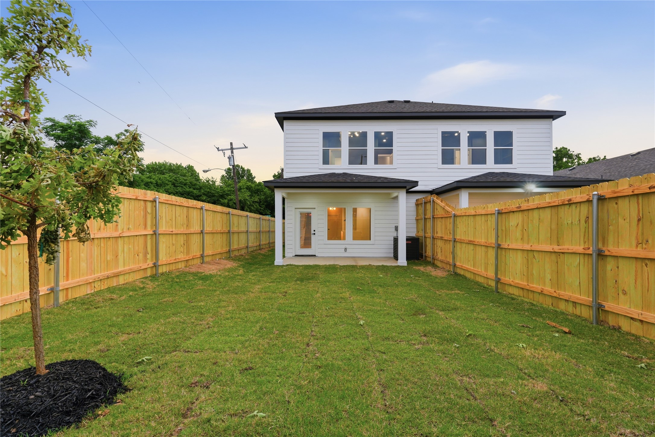 3193 & 3195 Stag Road Dallas TX 75241