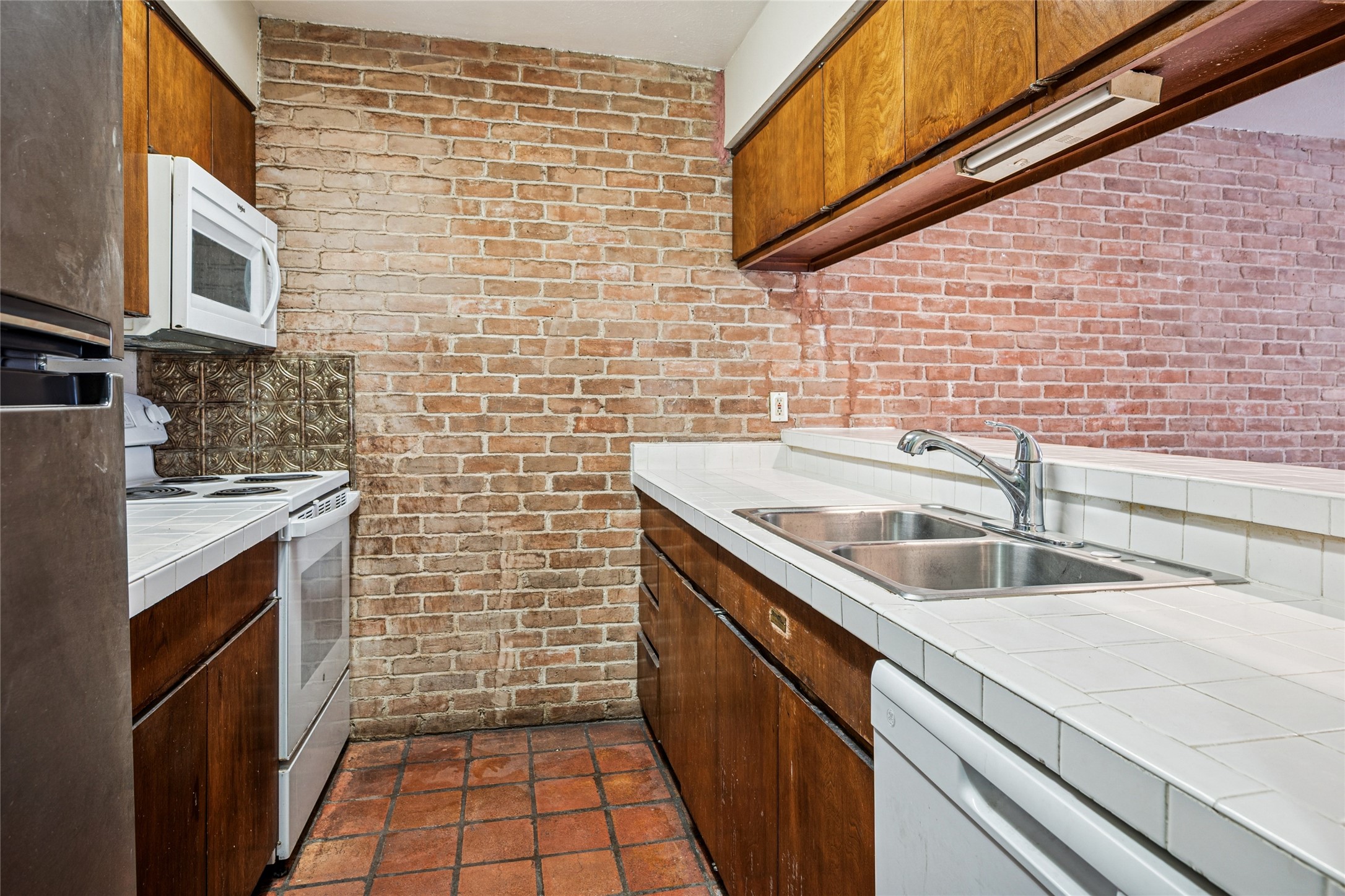 13416 Blossomheath Lane Dallas TX 75240