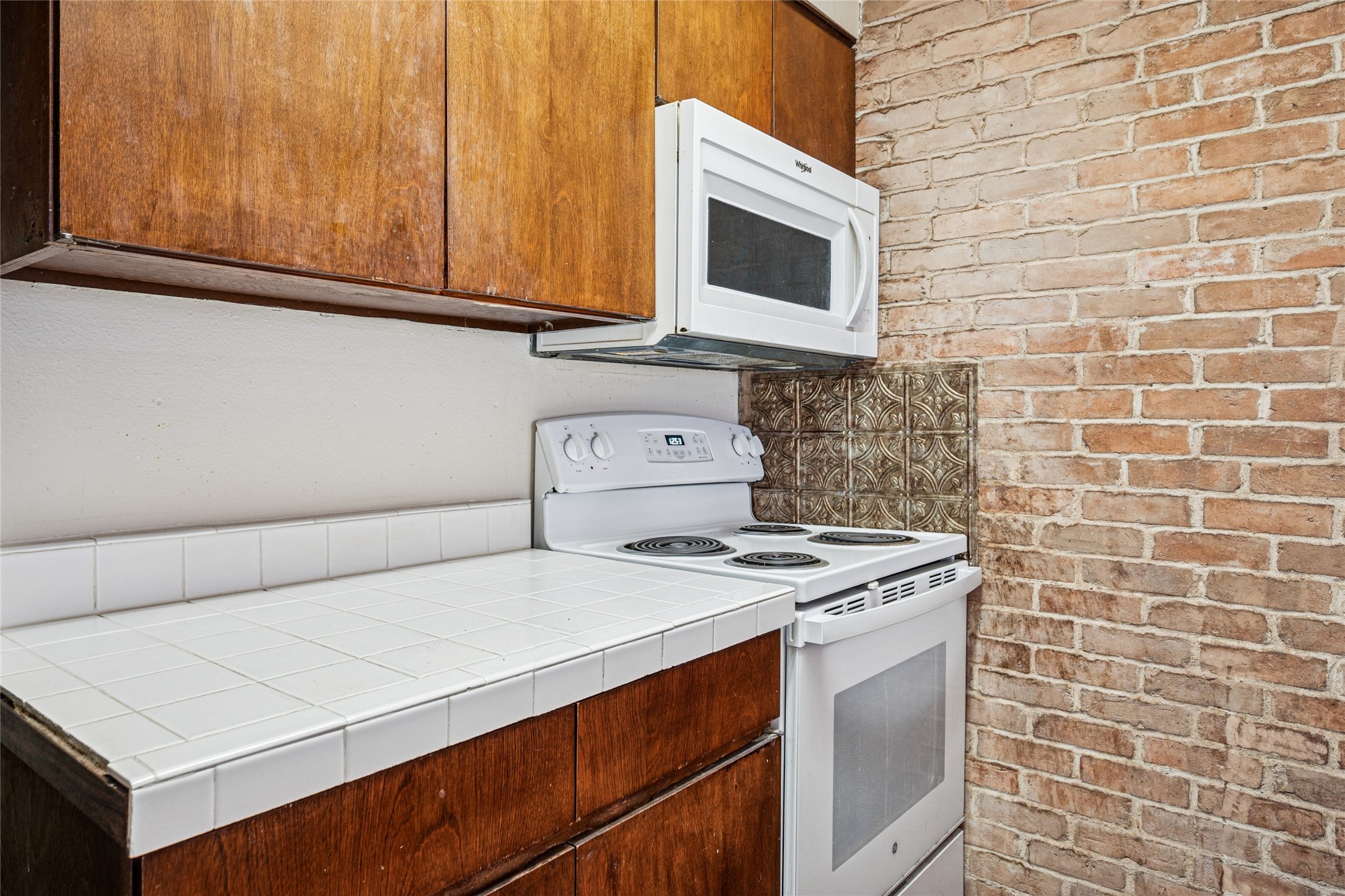 13416 Blossomheath Lane Dallas TX 75240