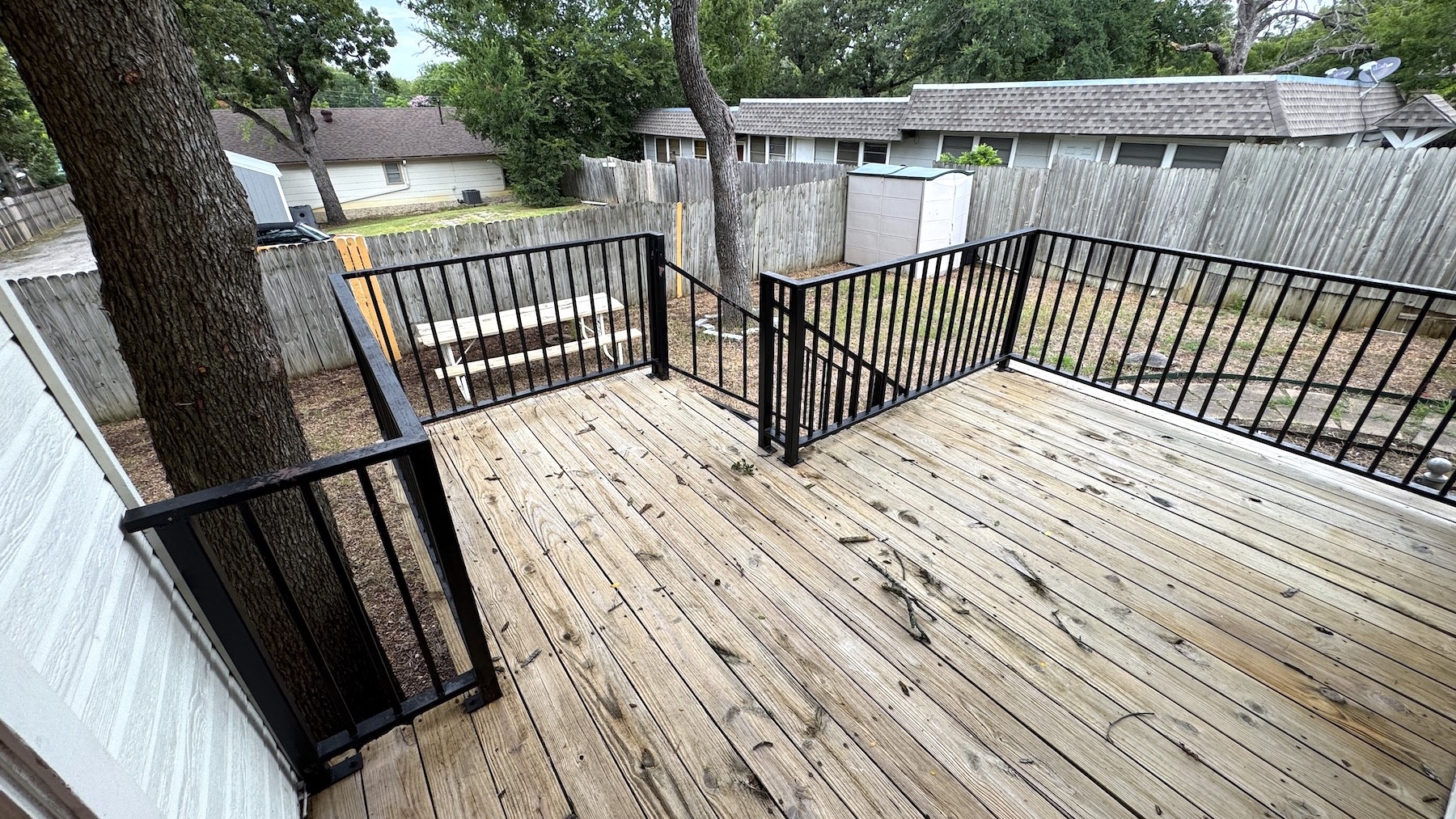 2207 N Elm Street Denton TX 76201