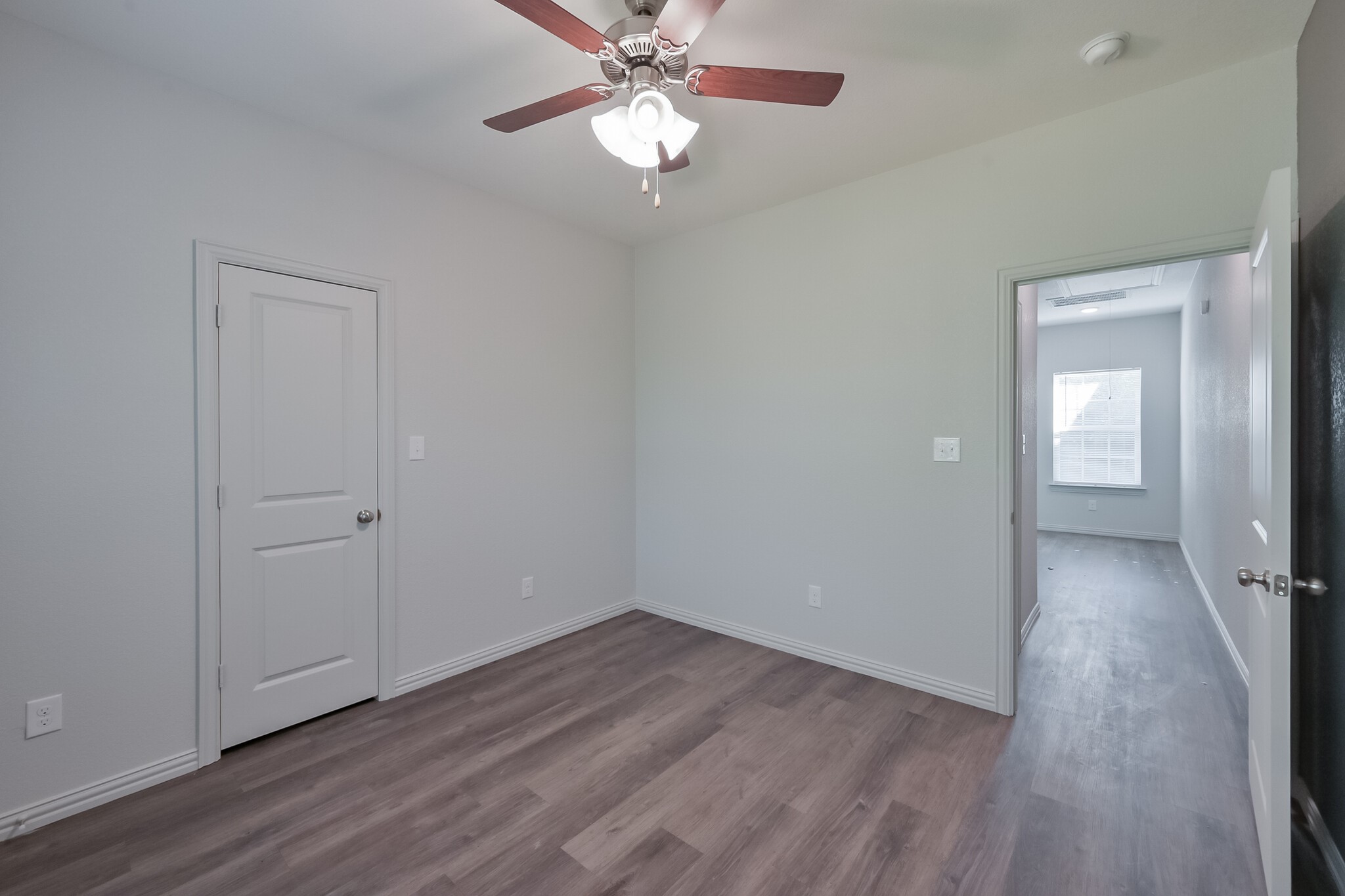 1728 E Powell Avenue Fort Worth TX 76104