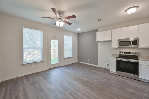 1728 E Powell Avenue Fort Worth TX 76104
