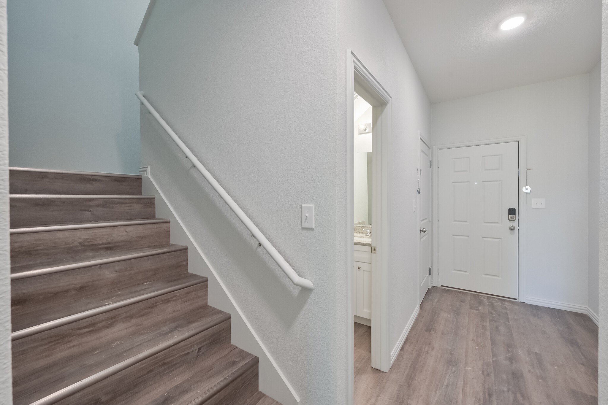 1728 E Powell Avenue Fort Worth TX 76104