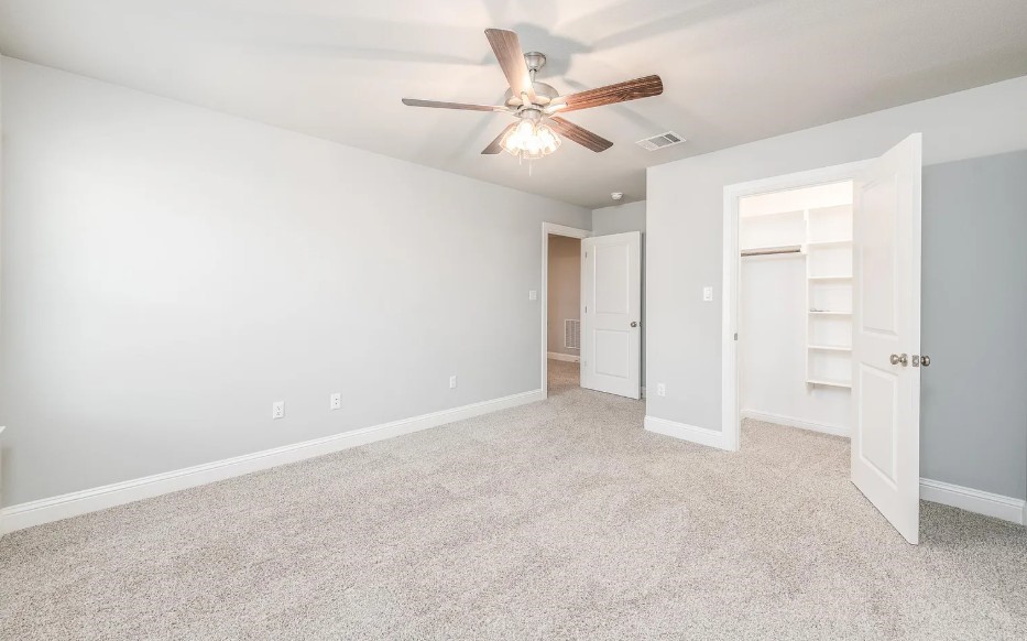 718 Rolling Terrace Circle Granbury TX 76049