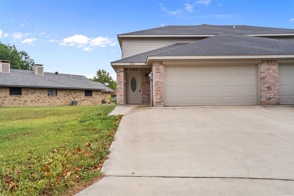 721 Prairie Creek Drive Princeton TX 75407