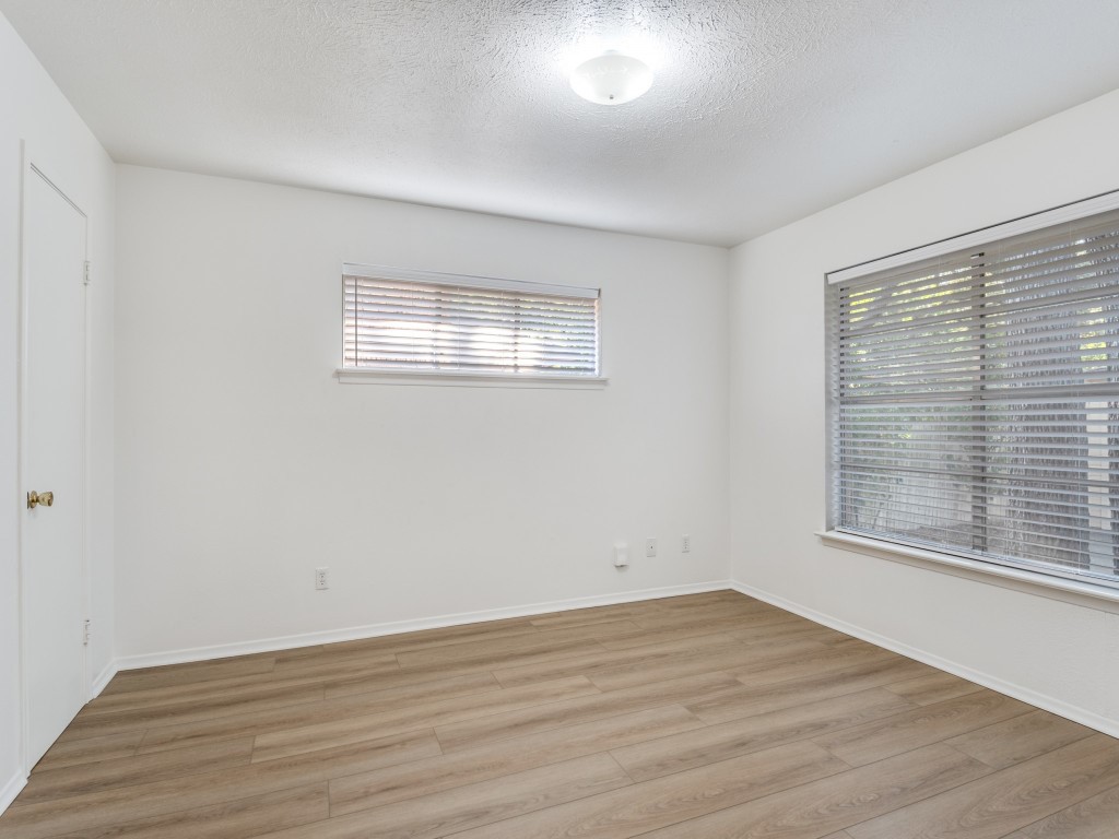 7415-7417 Walling Lane Dallas TX 75231