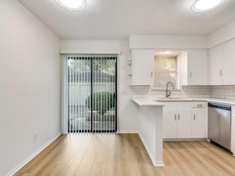 7415-7417 Walling Lane Dallas TX 75231